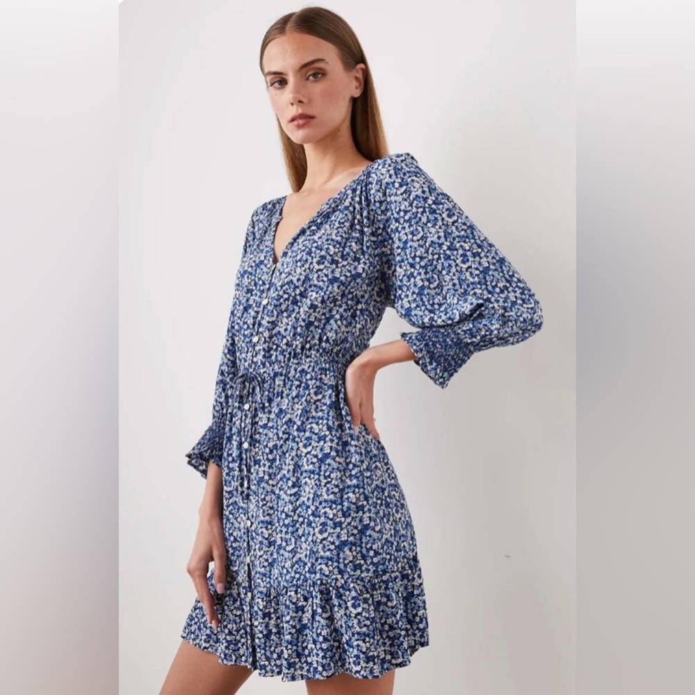 Rails Floral Print Dress Long Sleeve Mini Ruffle Hem V Neck Casual Cute